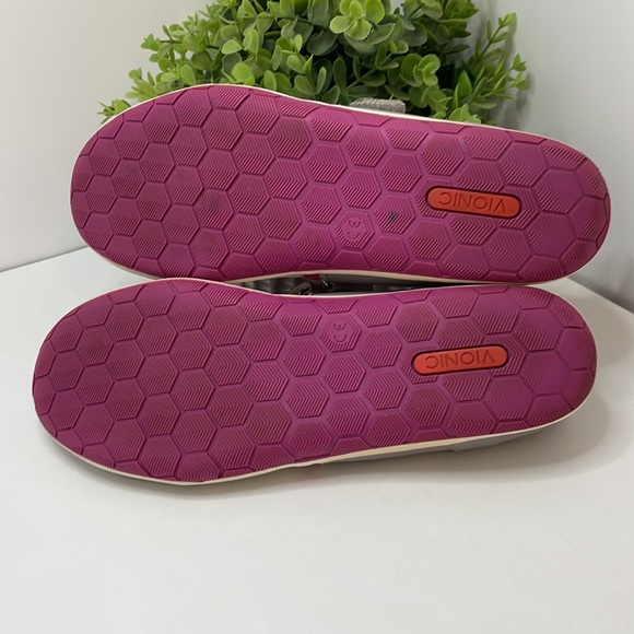 EUC Vionic Ailie White Mary Jane Athletic shoes size9 pink gray white - Picture 9 of 13